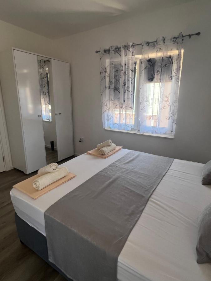 Apartments Villa Zdrava Trogir Eksteriør bilde