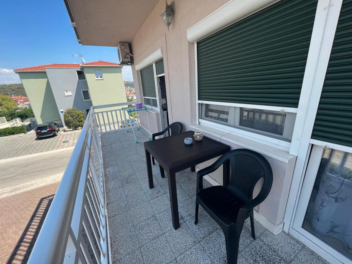 Apartments Villa Zdrava Trogir Eksteriør bilde