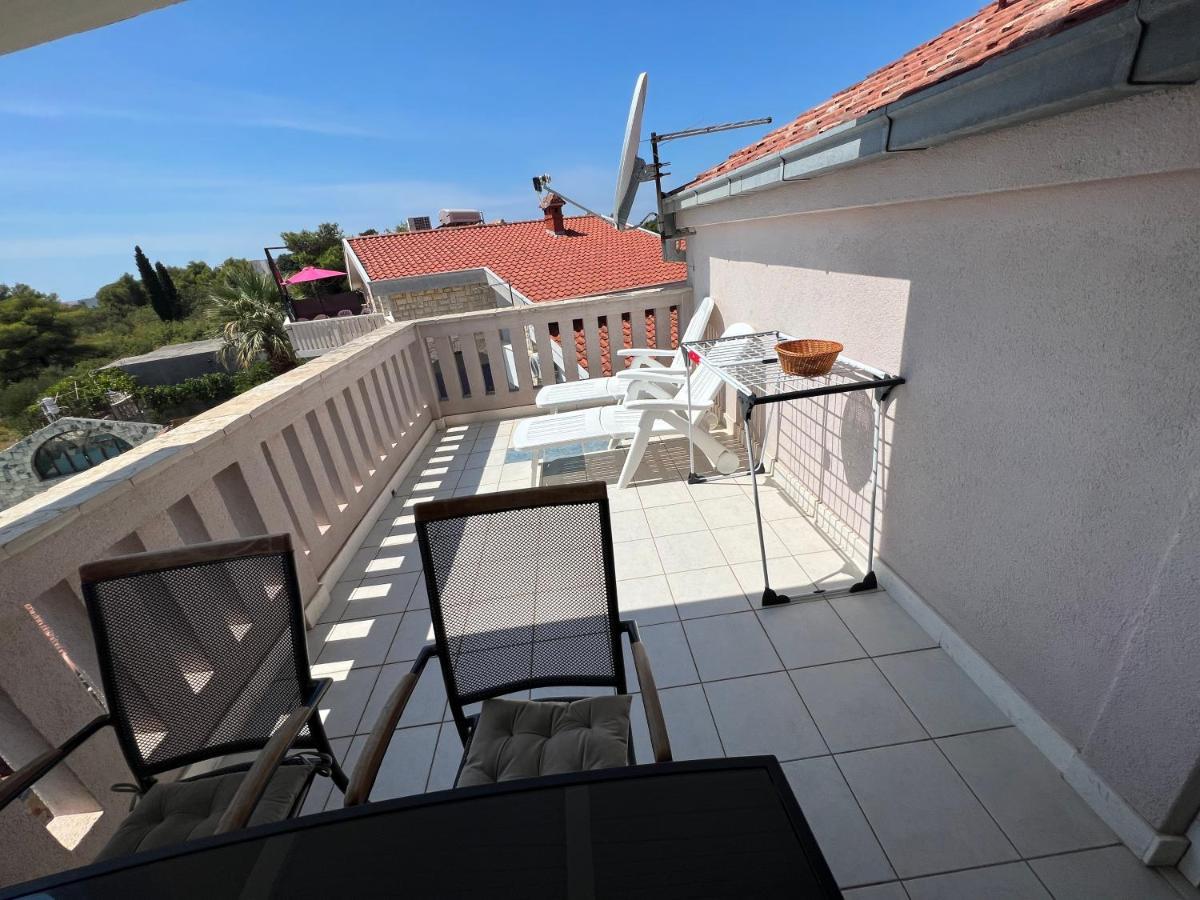 Apartments Villa Zdrava Trogir Eksteriør bilde
